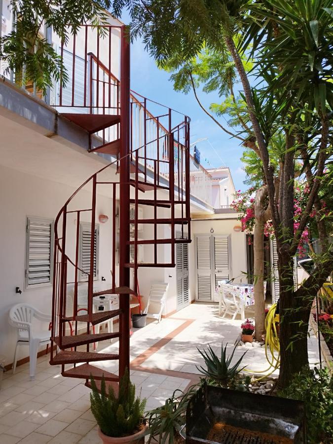 Garden Hotel Villaggio Azzurro Exterior photo